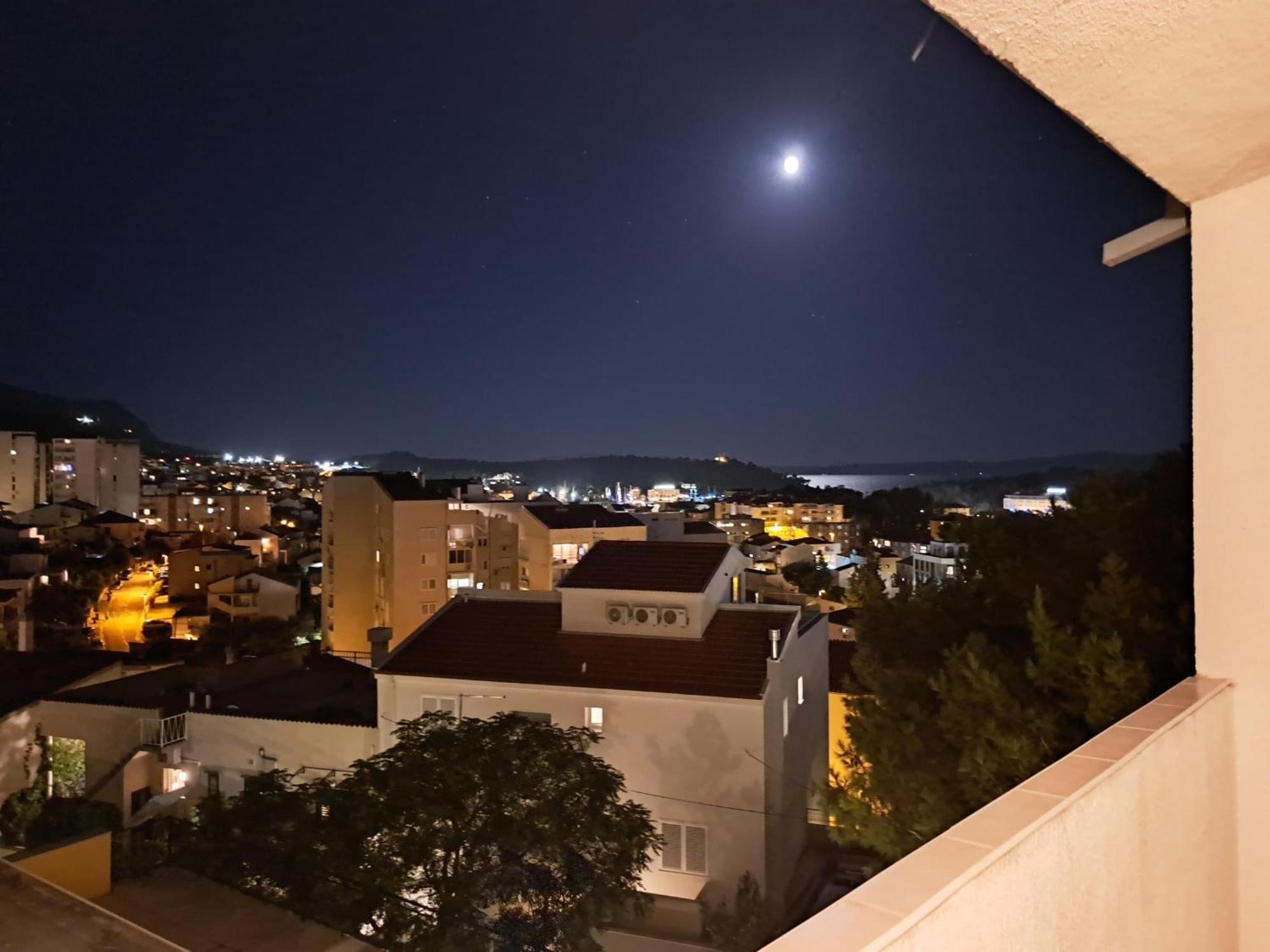 Apartmani R&B Radalj มาคาร์สกา ภายนอก รูปภาพ